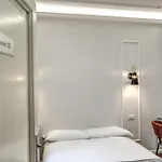 Lilith's Domus 4* רומא