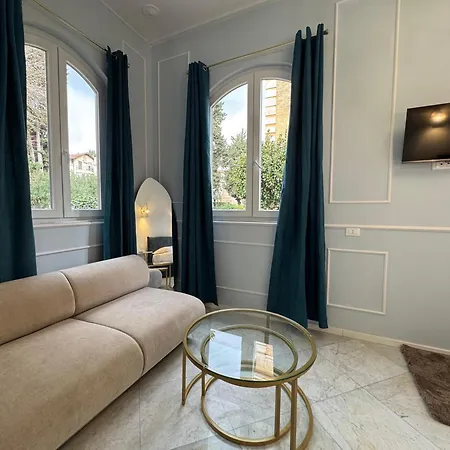 Lilith's Domus 4* Roma