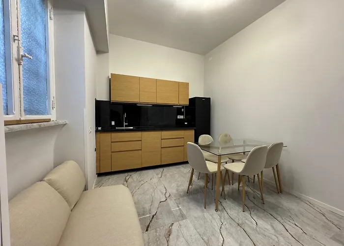 Lilith's Domus 4* Roma