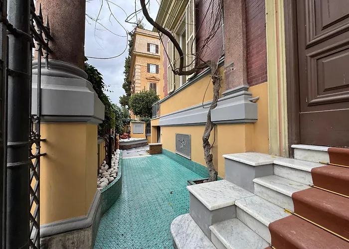 Lilith's Domus Konukevi Roma